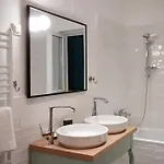 House * Garica